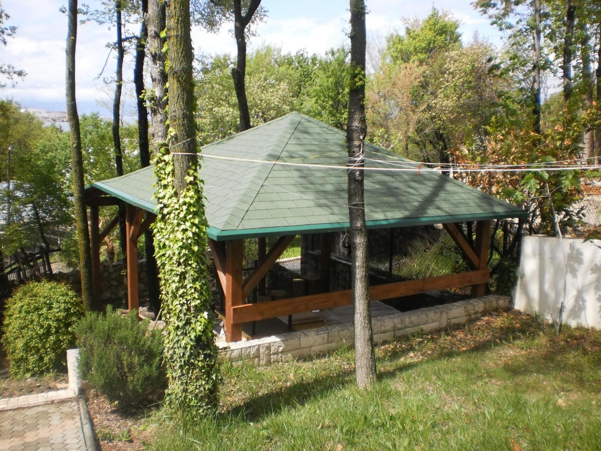 Apartments Viktorija Omišalj Εξωτερικό φωτογραφία